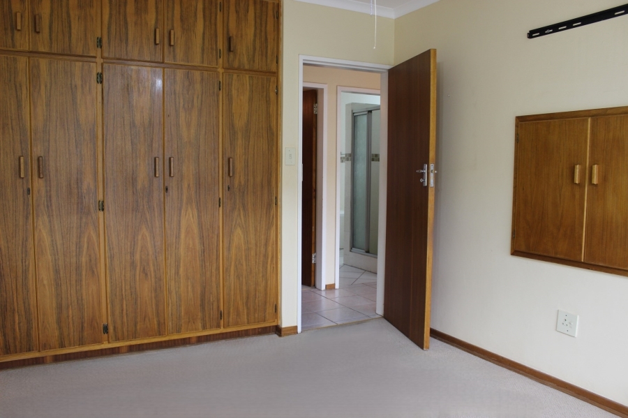 2 Bedroom Property for Sale in Heuwelsig Free State